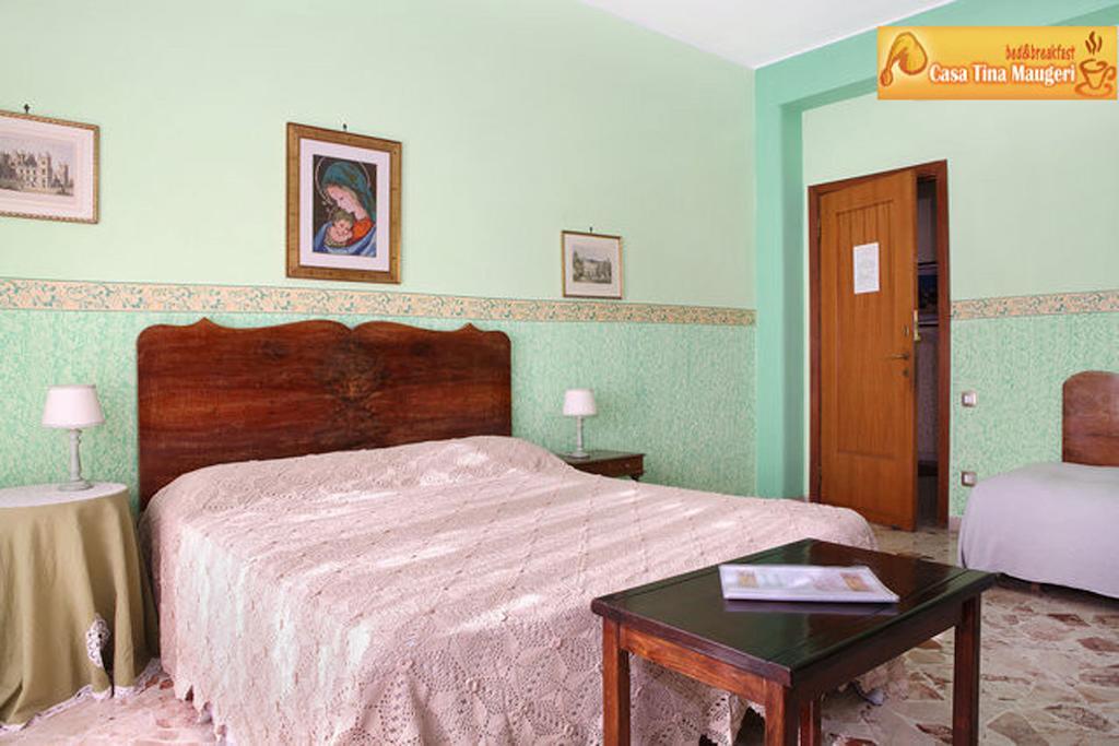 Bed and Breakfast Casa Tina Maugeri Aeroporto di Catania Fontana Rossa Camera foto